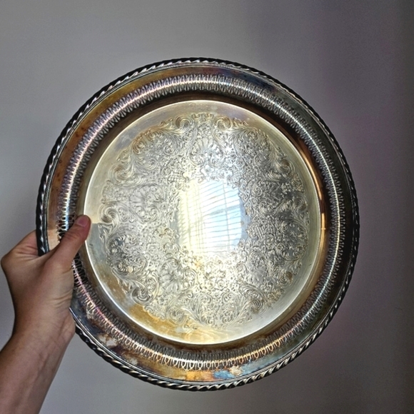 Antique WM Rogers Silver Plate Round Tray 4172, Round Serving Tray, Aged Patina - Picture 2 of 15